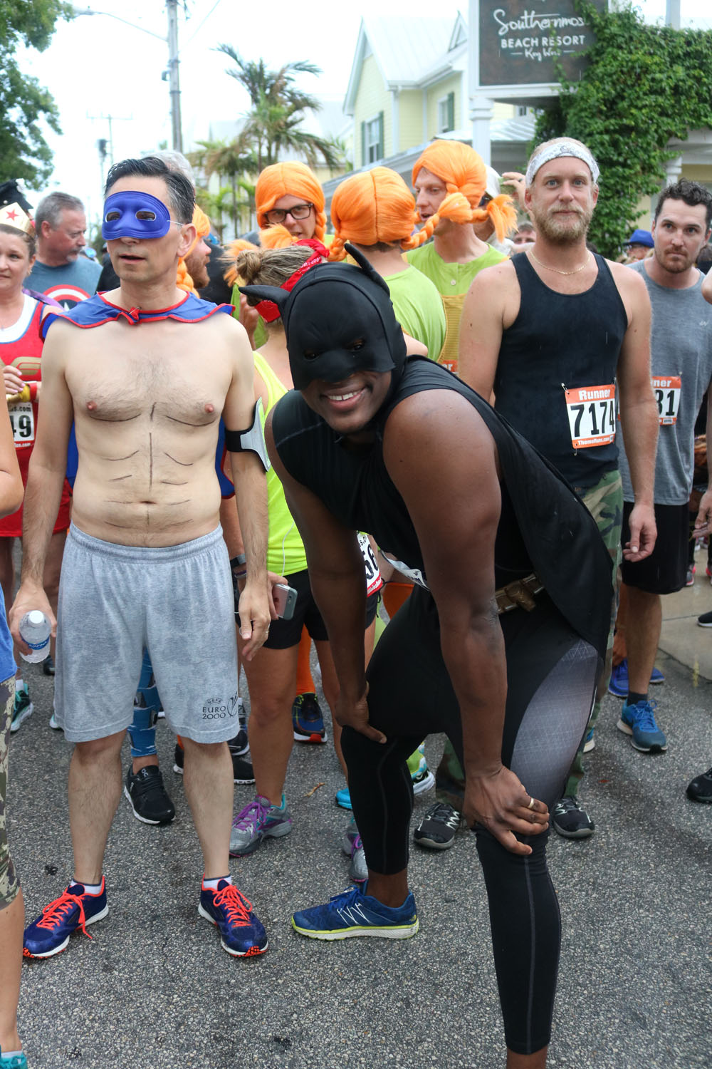 Heroes and Villains 5K 2017 photo - Duval Street, Key West